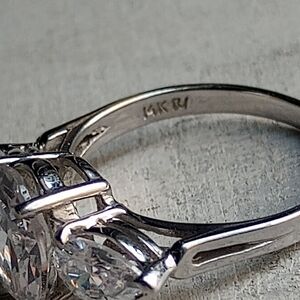 14K Solid White Gold Vintage Designer Ring (1970s - 80s)